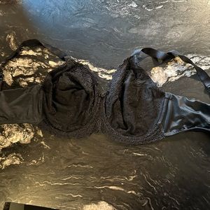 Wacoal Bra (34DDDD / 34G)